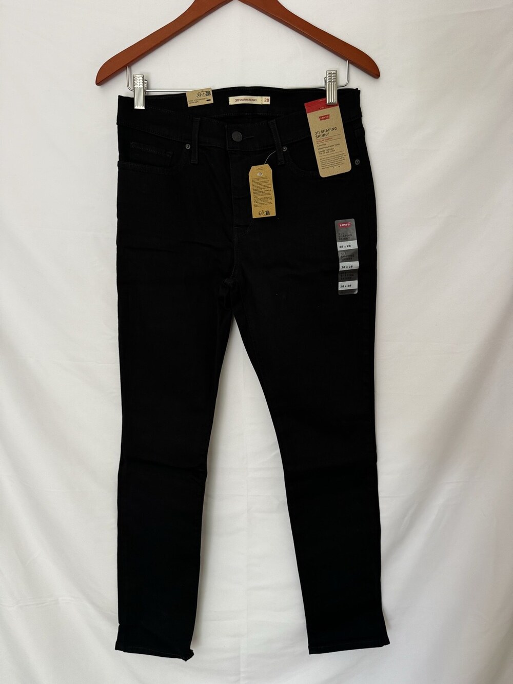 Levis 311 Shaping Skinny Black Jeans 28x28 Tummy Smoothing NWT $69.50